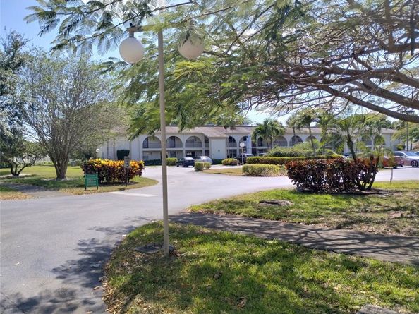 2601 Nassau Bnd E1, Coconut Creek FL 33066