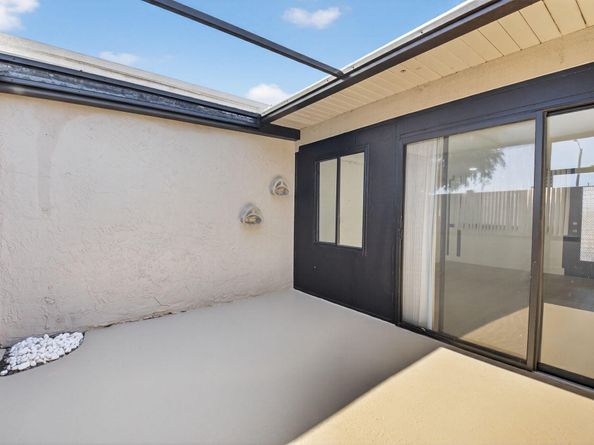 14757 Wildflower Lane, Delray Beach FL 33446