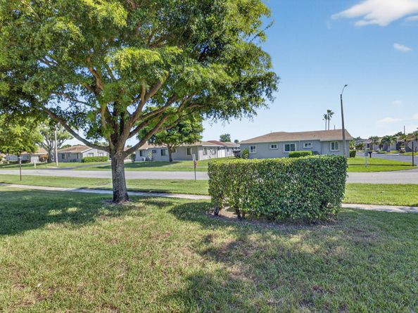 14757 Wildflower Lane, Delray Beach FL 33446