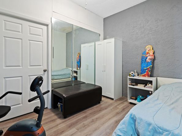 338 NW 152nd Ln, Pembroke Pines FL 33028