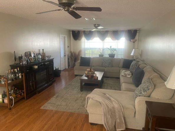 Undisclosed Address #FX-10533008, Boynton Beach FL 33436