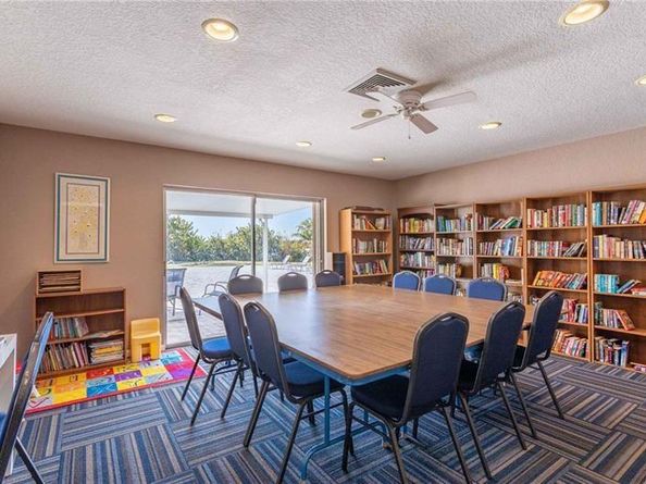 1040 NW 49th Ct, Deerfield Beach FL 33064