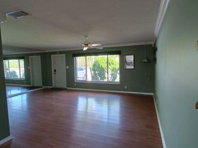 1040 NW 49th Ct, Deerfield Beach FL 33064