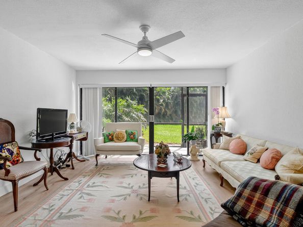 3050 Presidential Way 106, West Palm Beach FL 33401