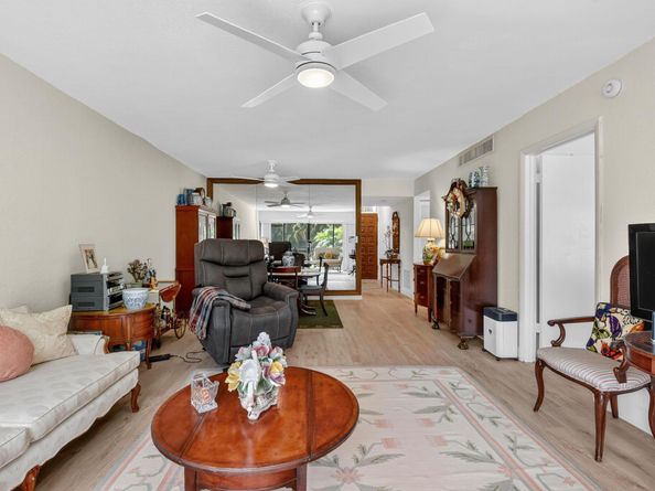 3050 Presidential Way 106, West Palm Beach FL 33401