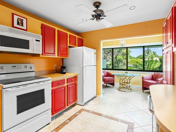 3715 Quail Ridge Drive Bobwhite B, Boynton Beach FL 33436