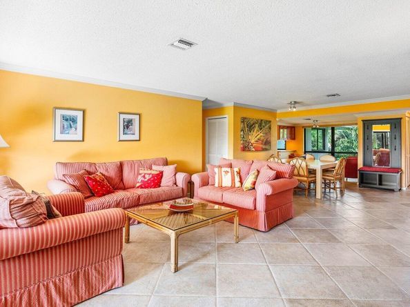 3715 Quail Ridge Drive Bobwhite B, Boynton Beach FL 33436