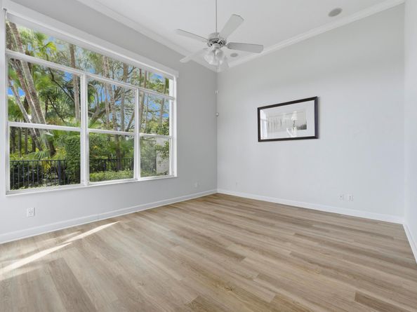 102 Andalusia Way, Palm Beach Gardens FL 33418