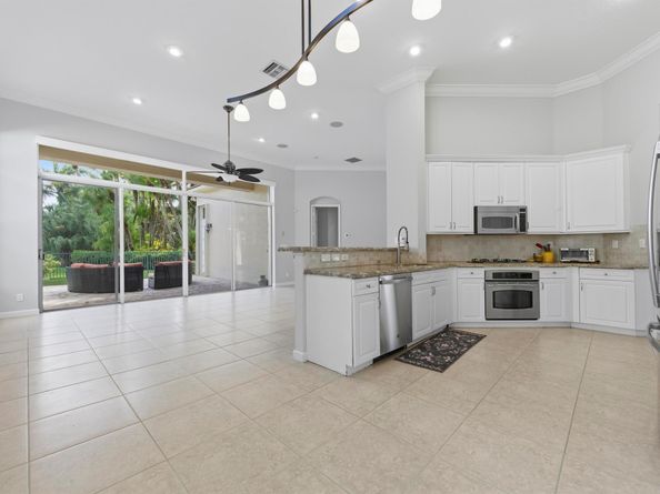 102 Andalusia Way, Palm Beach Gardens FL 33418