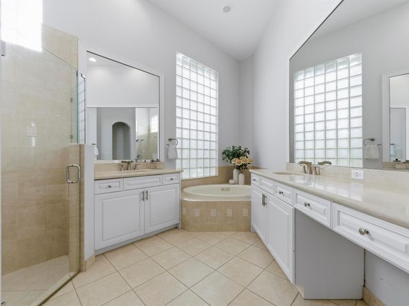 102 Andalusia Way, Palm Beach Gardens FL 33418