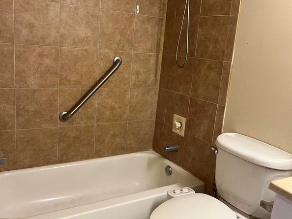 812 SW 9th Street Circle 103, Boca Raton FL 33486