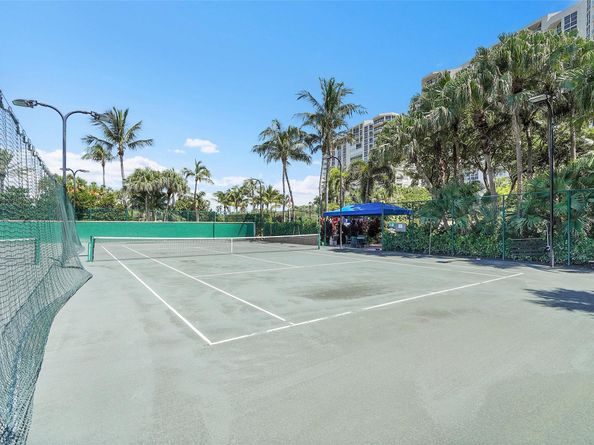 6001 N Ocean Dr 403, Hollywood FL 33019