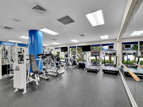 6001 N Ocean Dr 403, Hollywood FL 33019