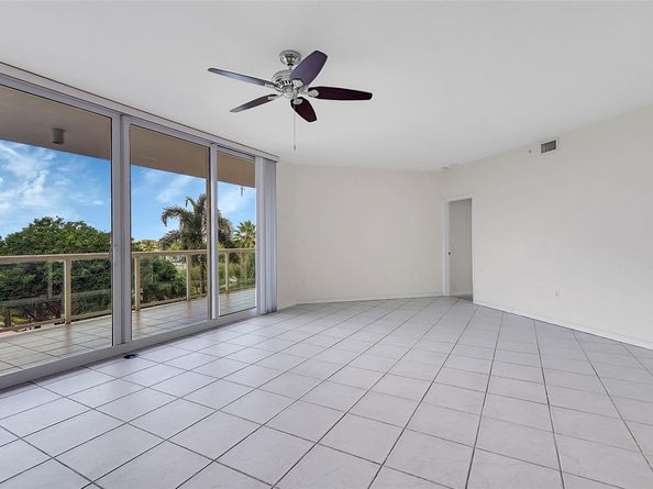 6001 N Ocean Dr 403, Hollywood FL 33019