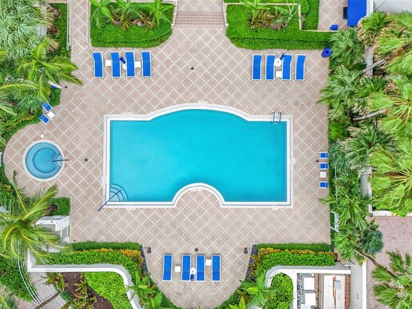 6001 N Ocean Dr 403, Hollywood FL 33019