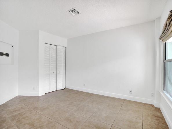 3530 Ensign Cir, Delray Beach FL 33483