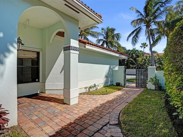 3530 Ensign Cir, Delray Beach FL 33483