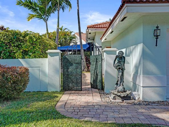 3530 Ensign Cir, Delray Beach FL 33483