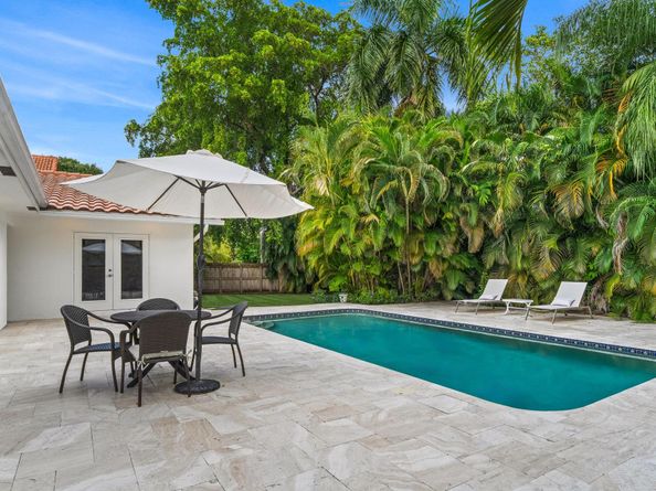 326 Seven Isles Dr, Fort Lauderdale FL 33301