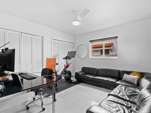 326 Seven Isles Dr, Fort Lauderdale FL 33301