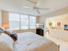 804 Cypress Grove Ln 302, Pompano Beach FL 33069