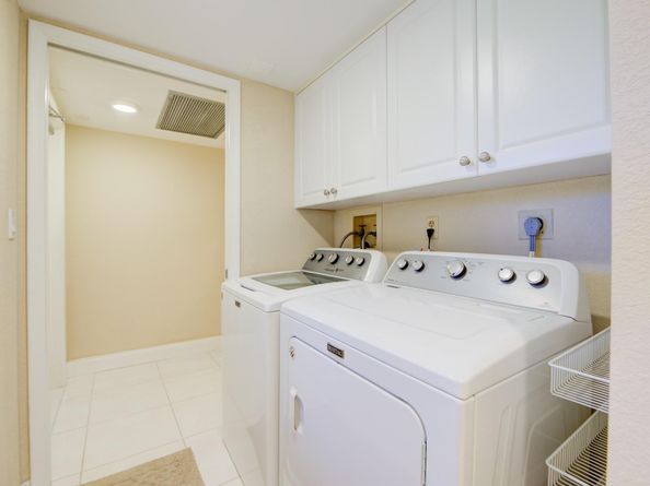 804 Cypress Grove Ln 302, Pompano Beach FL 33069