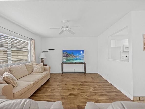 223 Tuscany D, Delray Beach FL 33446