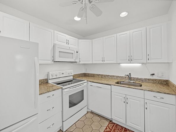 223 Tuscany D, Delray Beach FL 33446