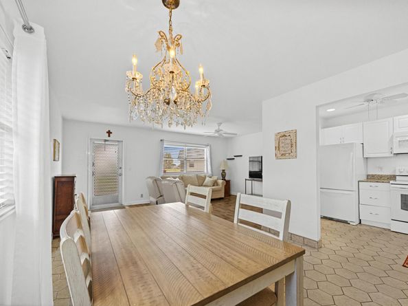 223 Tuscany D, Delray Beach FL 33446