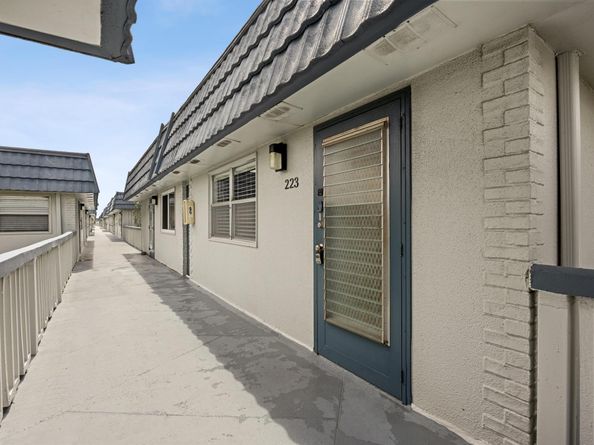 223 Tuscany D, Delray Beach FL 33446