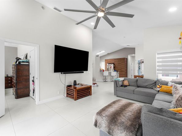 3982 NW 62nd Ct, Coconut Creek FL 33073