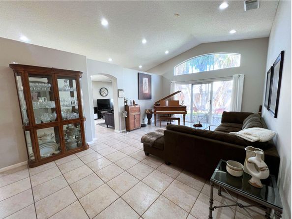 4967 SW 32nd Way, Fort Lauderdale FL 33312