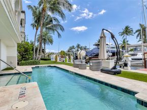 1532 SE 12th St 304, Fort Lauderdale FL 33316