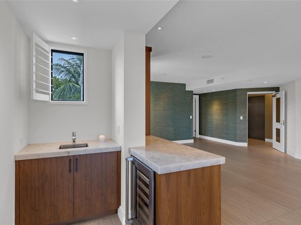 1532 SE 12th St 304, Fort Lauderdale FL 33316