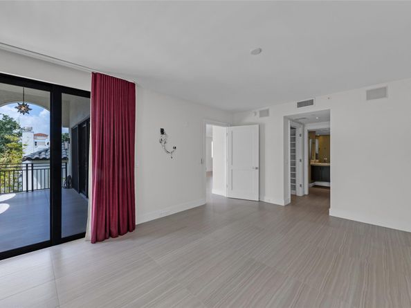 1532 SE 12th St 304, Fort Lauderdale FL 33316