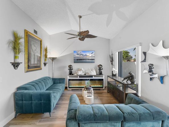 8178 Mooring Circle, Boynton Beach FL 33472