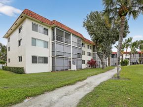 411 S Hollybrook Drive 104, Pembroke Pines FL 33025