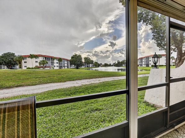 411 S Hollybrook Drive 104, Pembroke Pines FL 33025