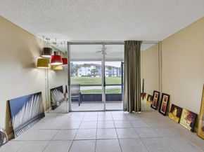 411 S Hollybrook Drive 104, Pembroke Pines FL 33025