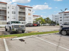 2860 Somerset Drive 307k, Lauderdale Lakes FL 33311