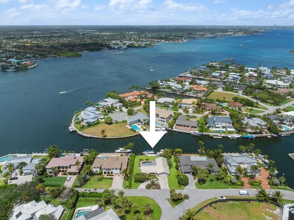 3 Sabal Island Drive, Ocean Ridge FL 33435