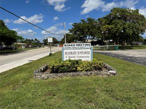 8212 NW 74th Ter, Tamarac FL 33321