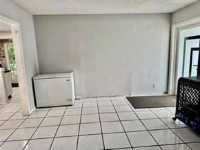 8212 NW 74th Ter, Tamarac FL 33321