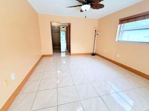8800 NW 3 St, Pembroke Pines FL 33024