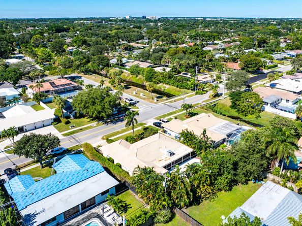 220 SW 9th Avenue, Boca Raton FL 33486