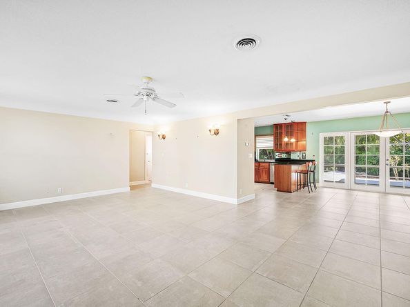 220 SW 9th Avenue, Boca Raton FL 33486