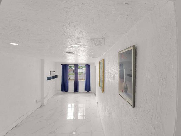 1010 NE 142nd St, North Miami FL 33161