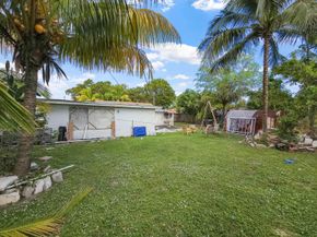 1010 NE 142nd St, North Miami FL 33161