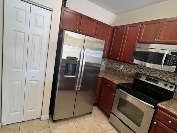 3772 NE 3rd Ct, Homestead FL 33033