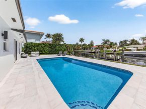 230 SE 3rd Ave, Pompano Beach FL 33060